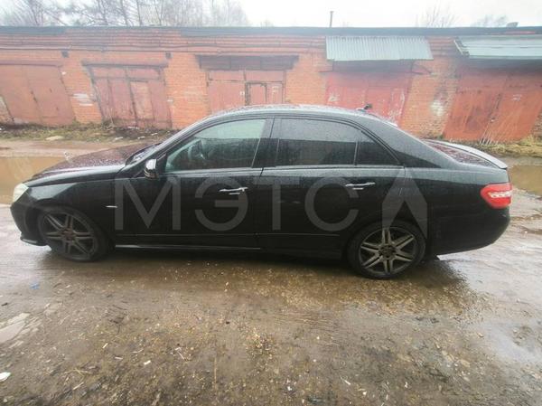 Mercedes-Benz Не указана 2010, фото 3