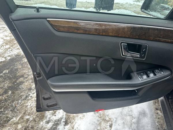 Mercedes-Benz Не указана 2011, фото 17