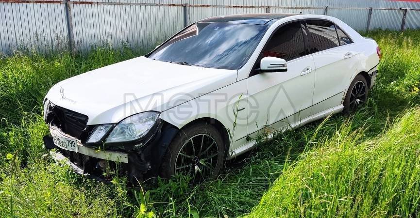 Mercedes-Benz Не указана