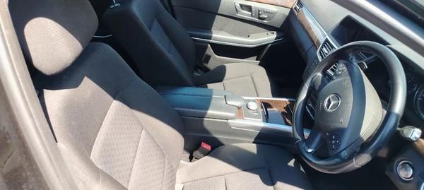 Mercedes-Benz E-Класс 2011, фото 3