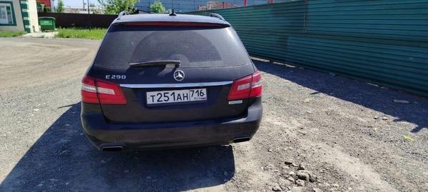 Mercedes-Benz E-Класс 2011, фото 12