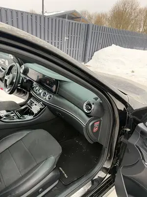 Mercedes-Benz E-Класс 2017 с торгов по банкротству, фото 1