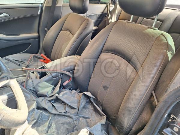 Mercedes-Benz CLS 2005, фото 12