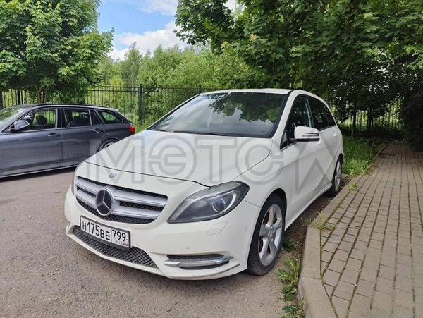 Mercedes-Benz Не указана 2012, фото 2