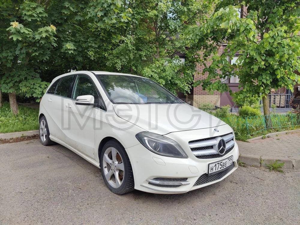 Mercedes-Benz Не указана