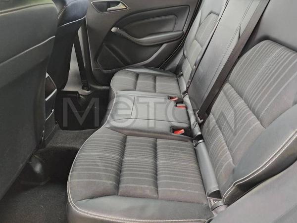 Mercedes-Benz Не указана 2012, фото 11