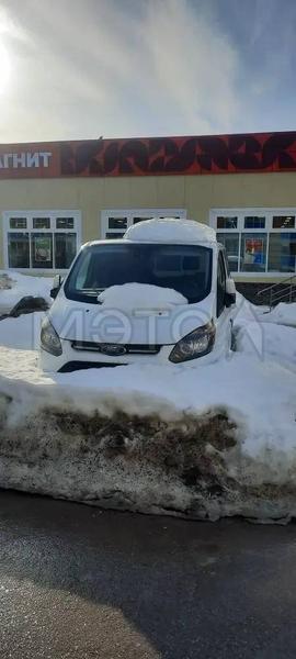 Ford Tourneo Custom 2017, фото 2