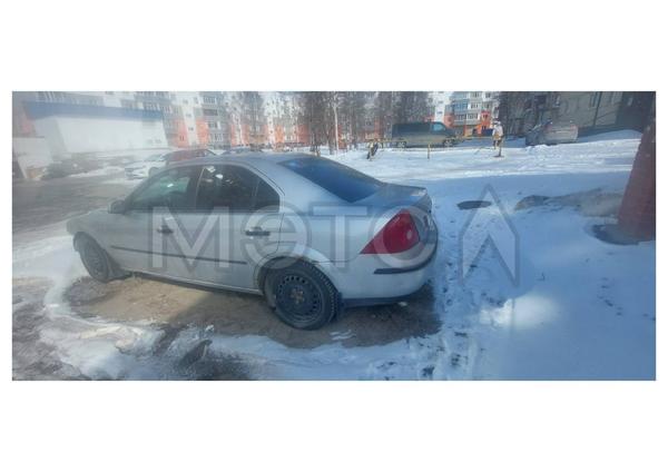Ford Mondeo 2003, фото 4