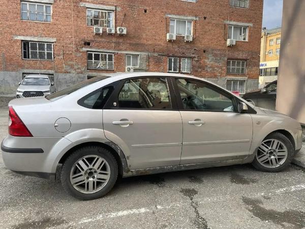 Ford Focus 2006, фото 2