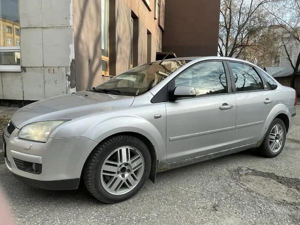 Ford Focus 2006, фото 5