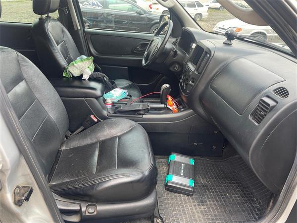 Ford Maverick 2004, фото 4
