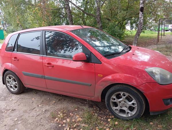 Ford Fiesta 2006, фото 3