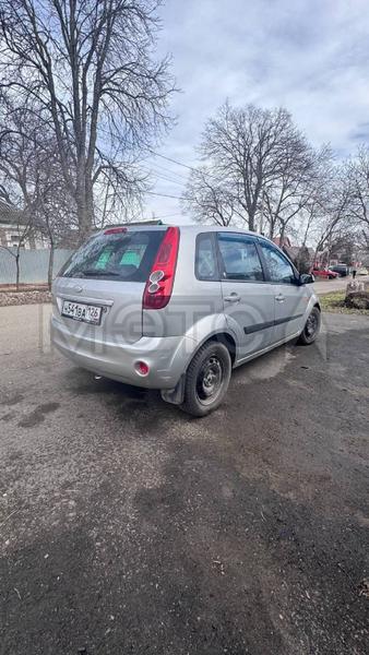 Ford Fiesta 2008, фото 4
