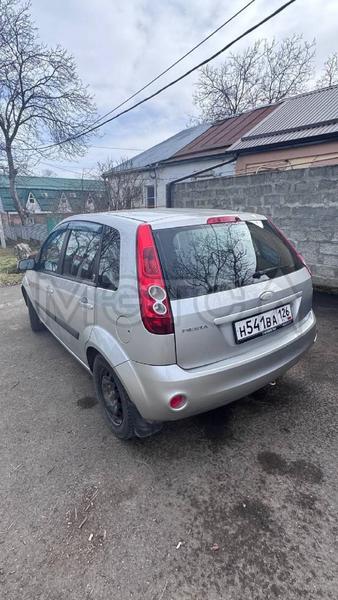 Ford Fiesta 2008, фото 5