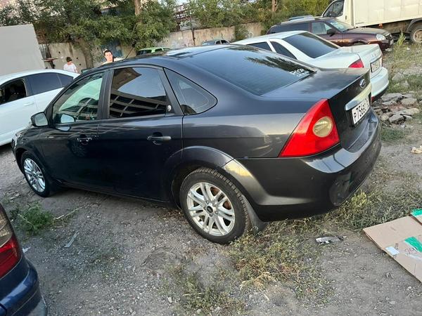 Ford Focus 2008, фото 4