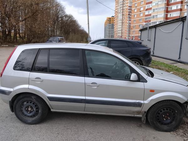 Ford Fusion 2006, фото 2