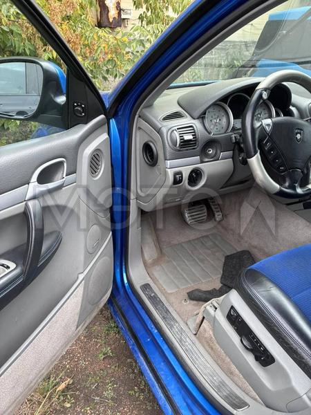 Porsche Cayenne 2004, фото 17