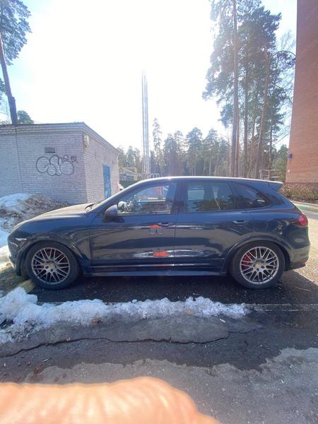 Porsche Cayenne 2012, фото 2