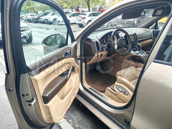 Porsche Cayenne 2015, фото 6