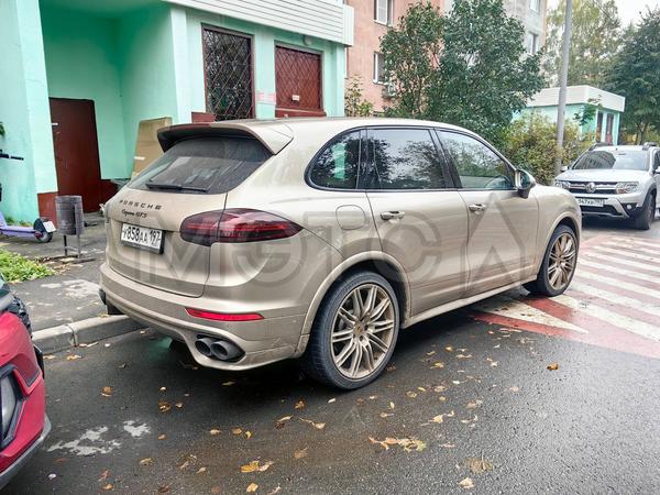 Porsche Cayenne 2015, фото 5