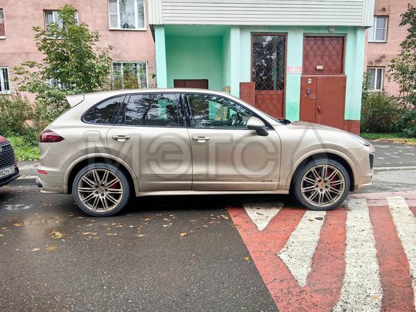 Porsche Cayenne 2015, фото 3
