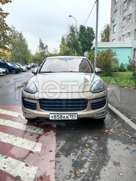 Porsche Cayenne 2015, фото 2