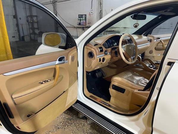 Porsche Cayenne 2008, фото 2