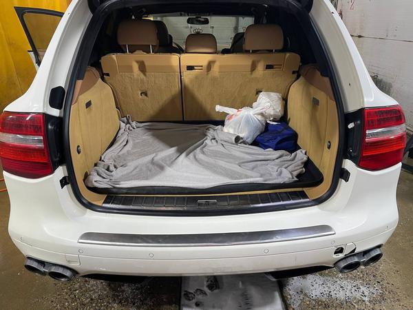 Porsche Cayenne 2008, фото 27