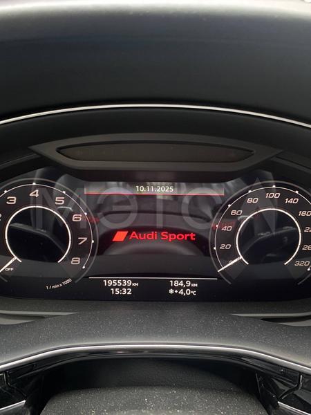 Audi RS Q8 2021, фото 11
