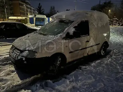 Volkswagen Caddy 2006 с торгов по банкротству, фото 1