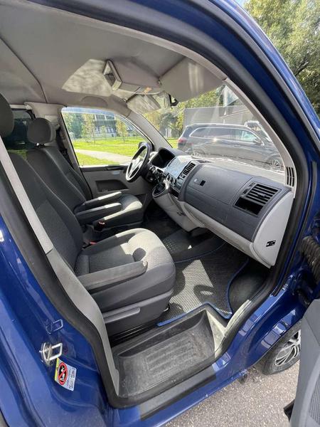 Volkswagen Caravelle 2013, фото 19