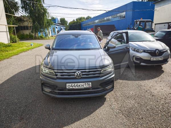 Volkswagen Tiguan 2019, фото 2
