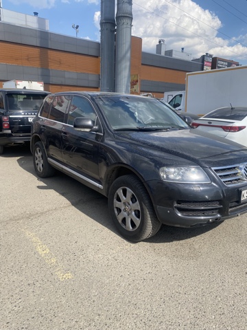 Volkswagen Touareg