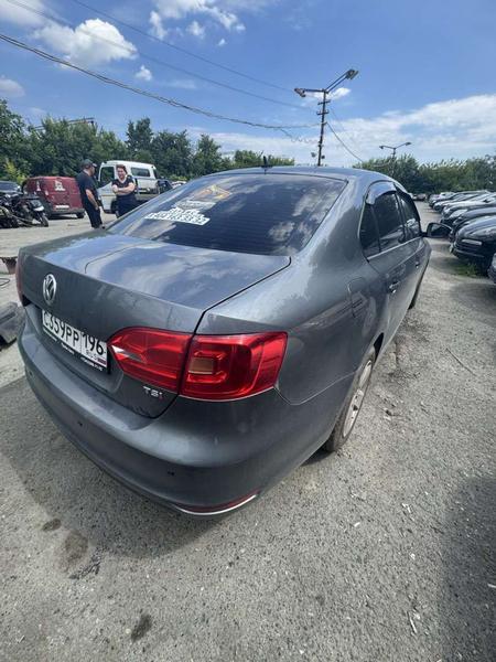 Volkswagen Jetta 2012, фото 4