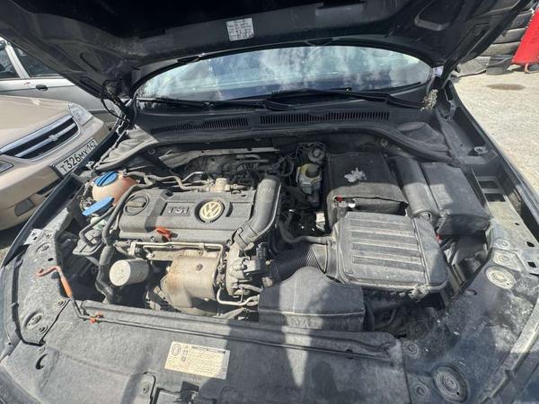Volkswagen Jetta 2012, фото 5