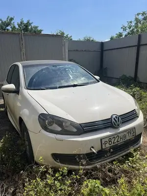 Volkswagen Golf 2010 с торгов по банкротству, фото 1