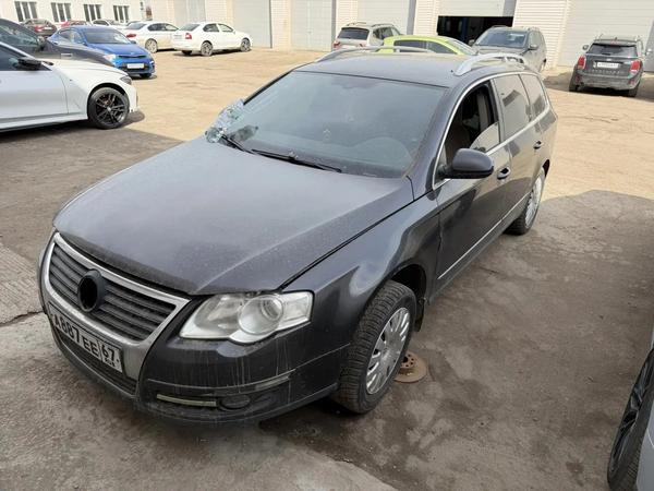 Volkswagen Passat 2008, фото 2