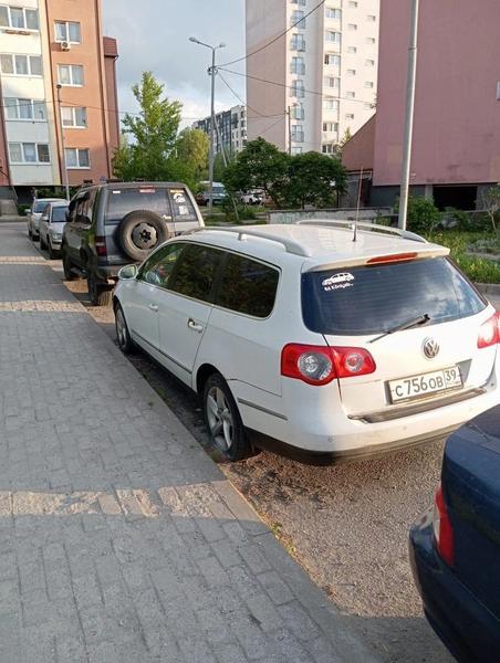 Volkswagen Passat 2010, фото 3