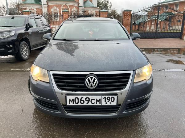 Volkswagen Passat 2010, фото 2