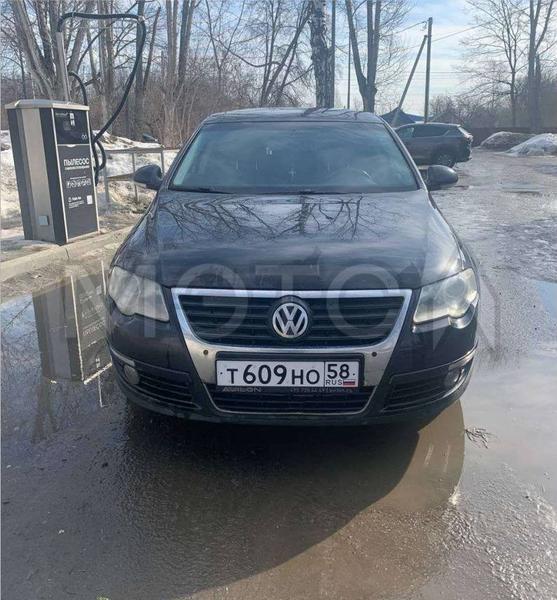 Volkswagen Passat 2010, фото 2