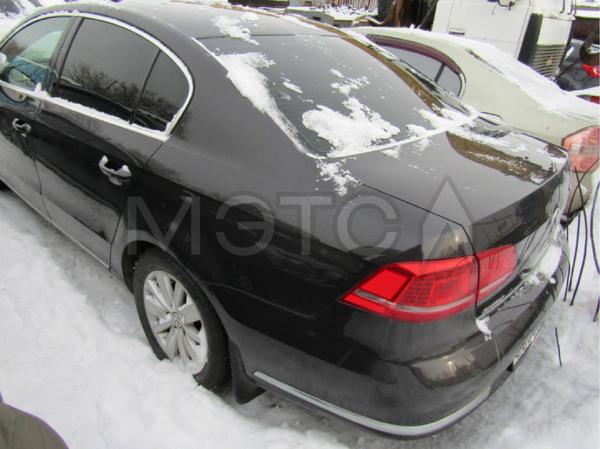 Volkswagen Passat 2011, фото 5