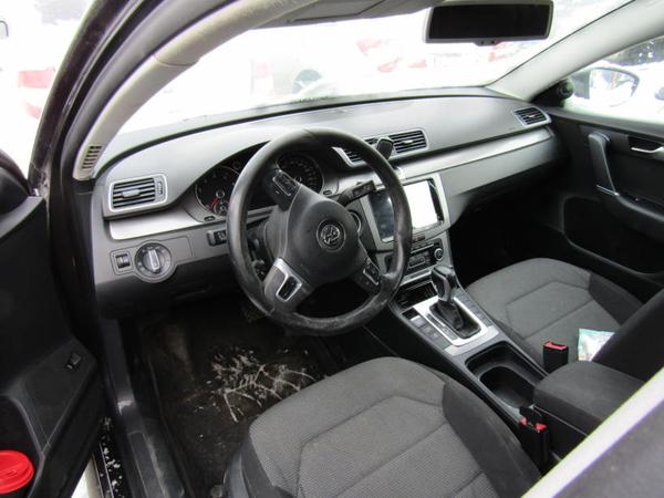 Volkswagen Passat 2011, фото 18