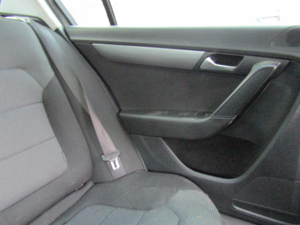 Volkswagen Passat 2011, фото 21