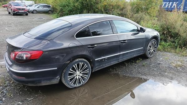 Volkswagen Passat CC 2011, фото 2