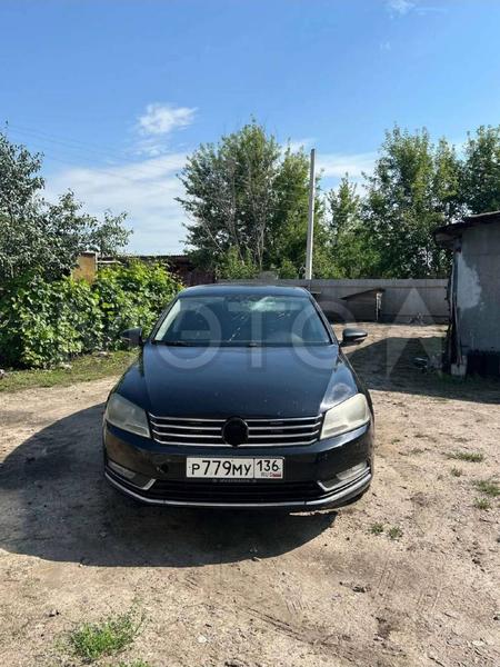 Volkswagen Passat 2011, фото 2