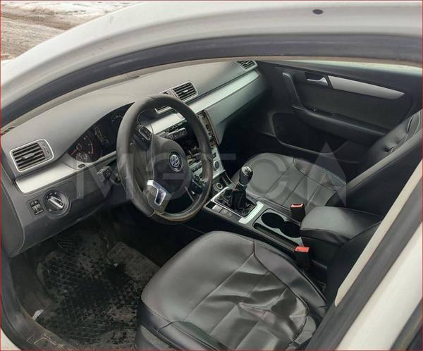 Volkswagen Passat 2012, фото 4