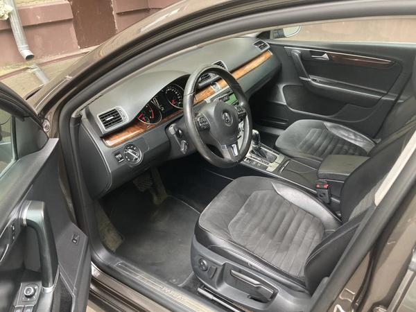 Volkswagen Passat 2012, фото 3