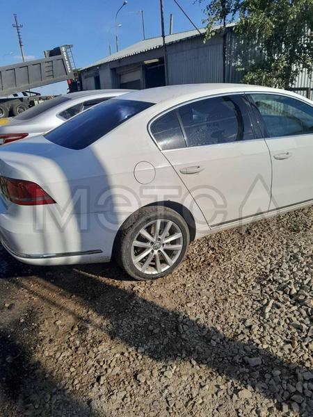 Volkswagen Passat 2013, фото 3