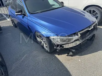 BMW 320I