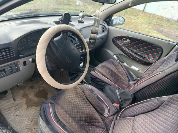 Kia Rio 2002, фото 7
